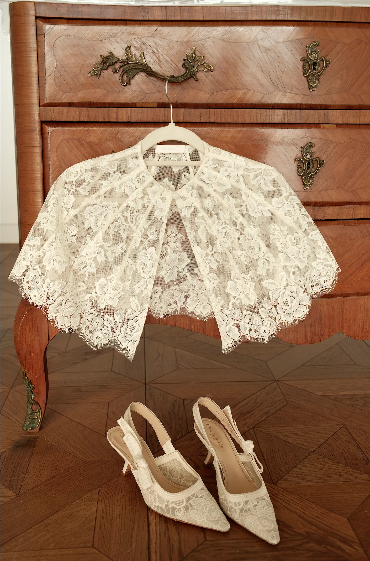Rosalie Mini Cape - Image 3